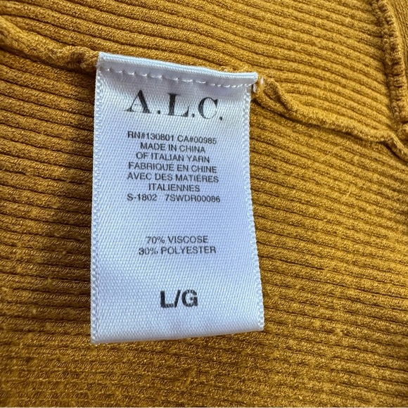 A.L.C Tulum Ribbed Ruffle Hem Mini Dress In Putty Yellow Short Sleeve L - Picture 9 of 10